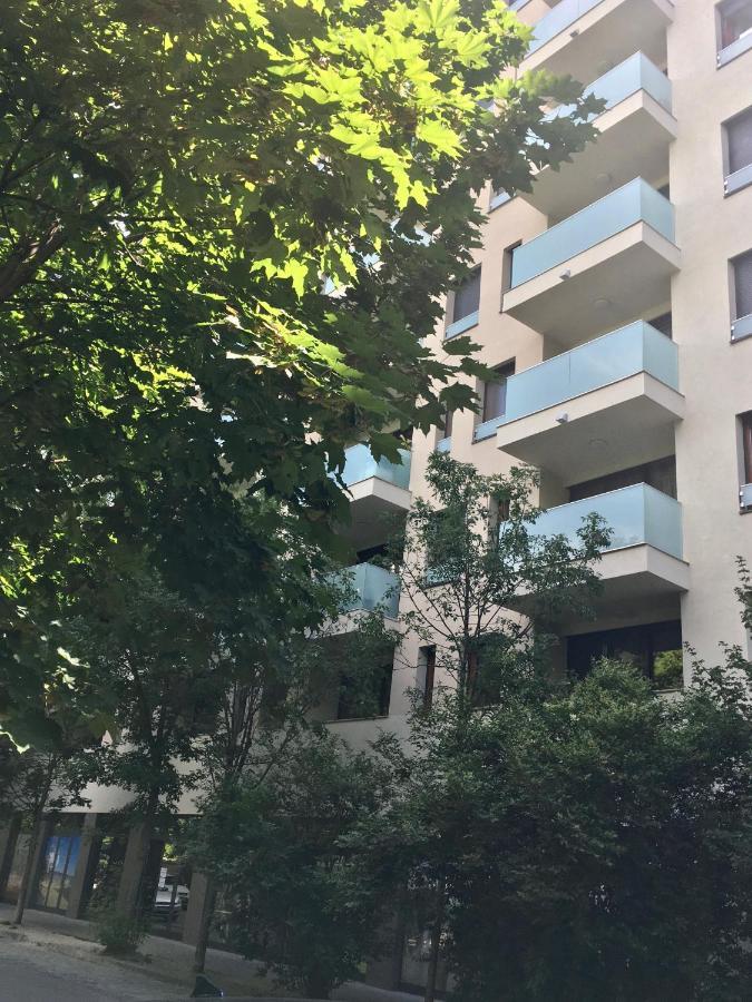 Cooper Apartment Budapeste Exterior foto